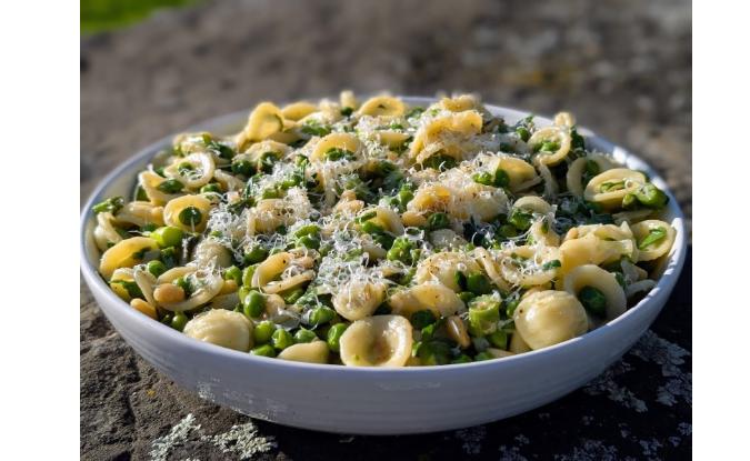 Pasta with Peas, Parmesan and Asparagus